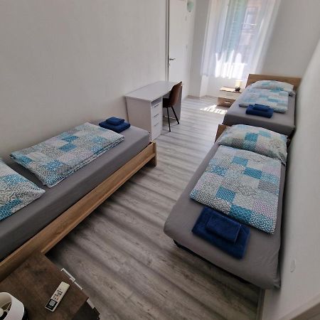 Secret Garden Apartment โคเปร์ ภายนอก รูปภาพ